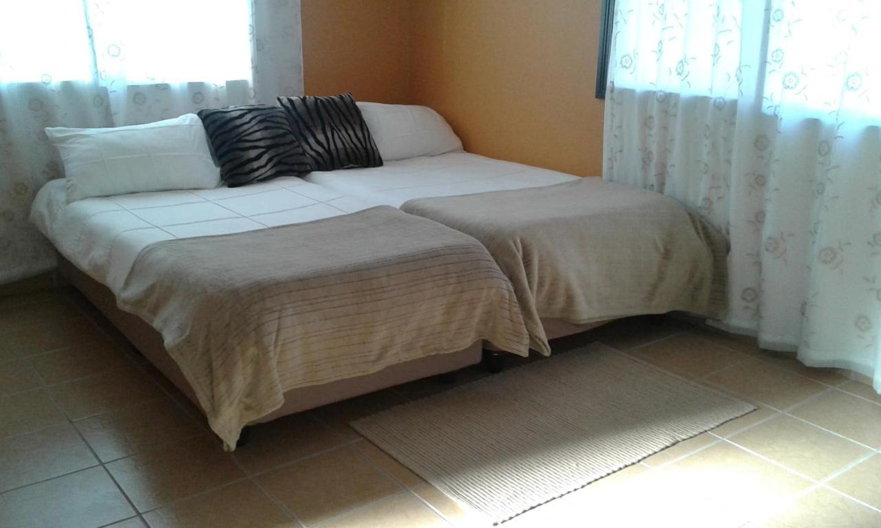 Paradise Camp Delux Rooms Grootfontein Extérieur photo