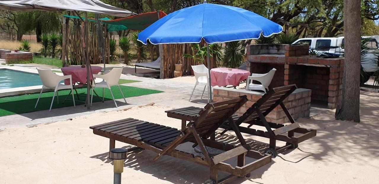Paradise Camp Delux Rooms Grootfontein Extérieur photo