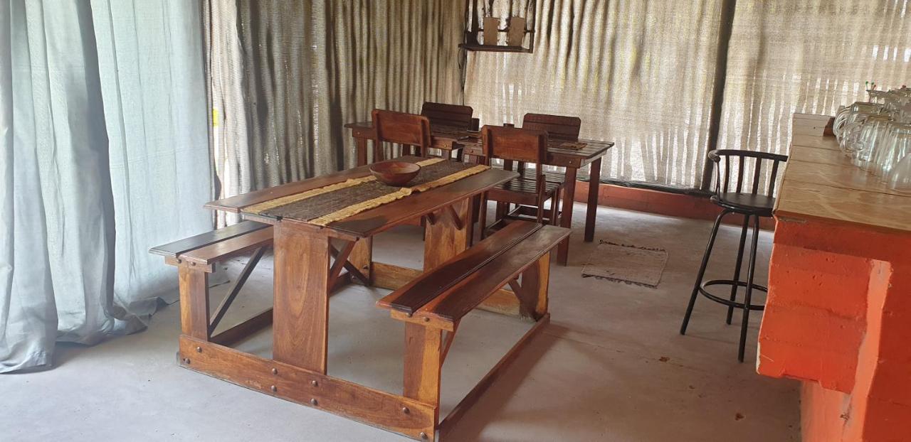 Paradise Camp Delux Rooms Grootfontein Extérieur photo