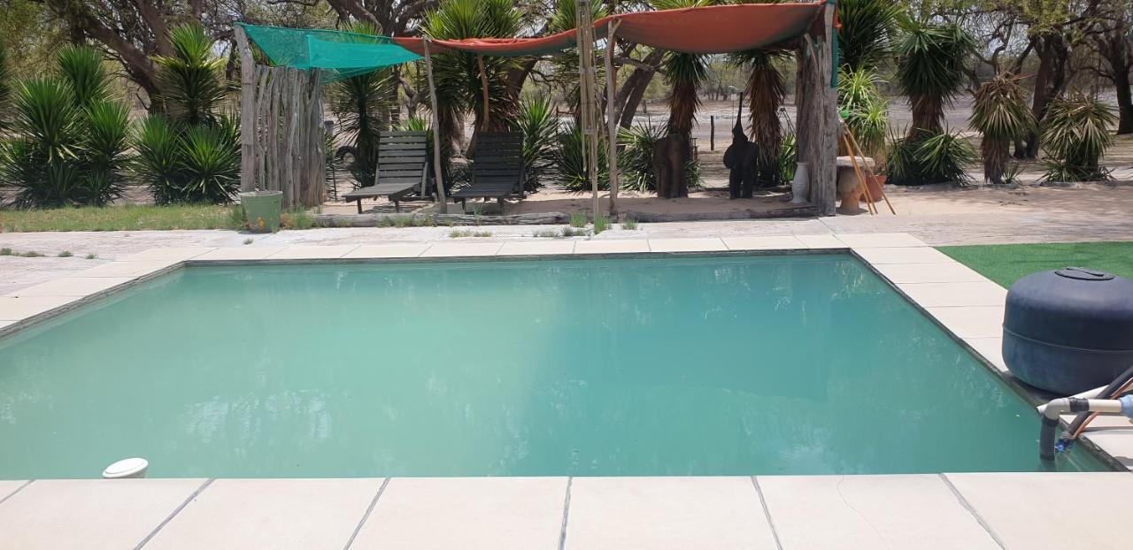 Paradise Camp Delux Rooms Grootfontein Extérieur photo